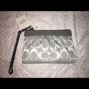 NEW Coach Wristlet (3 colors available)